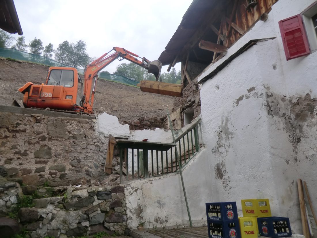 Gallreid-Hof Villnöß Stiftung Steinkeller Förderung Bauernhof Südtirol