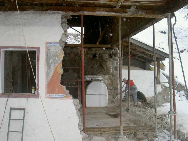 Gallreid-Hof Villnöß Stiftung Steinkeller Förderung Bauernhof Südtirol