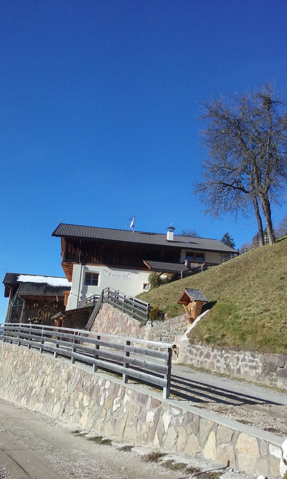 Gallreid-Hof Villnöß Stiftung Steinkeller Förderung Bauernhof Südtirol