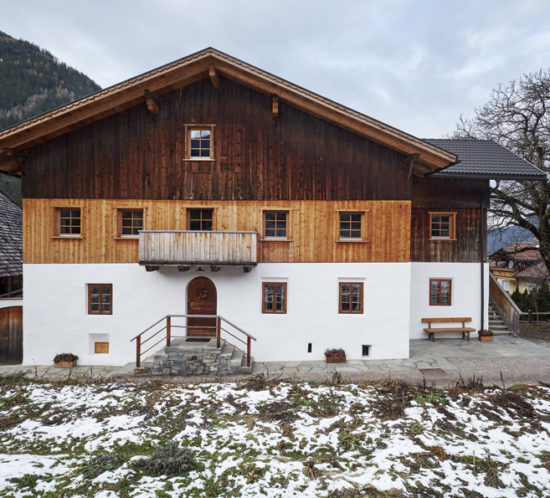 Kochhof Lüsen Stiftung Steinkeller Südtirol