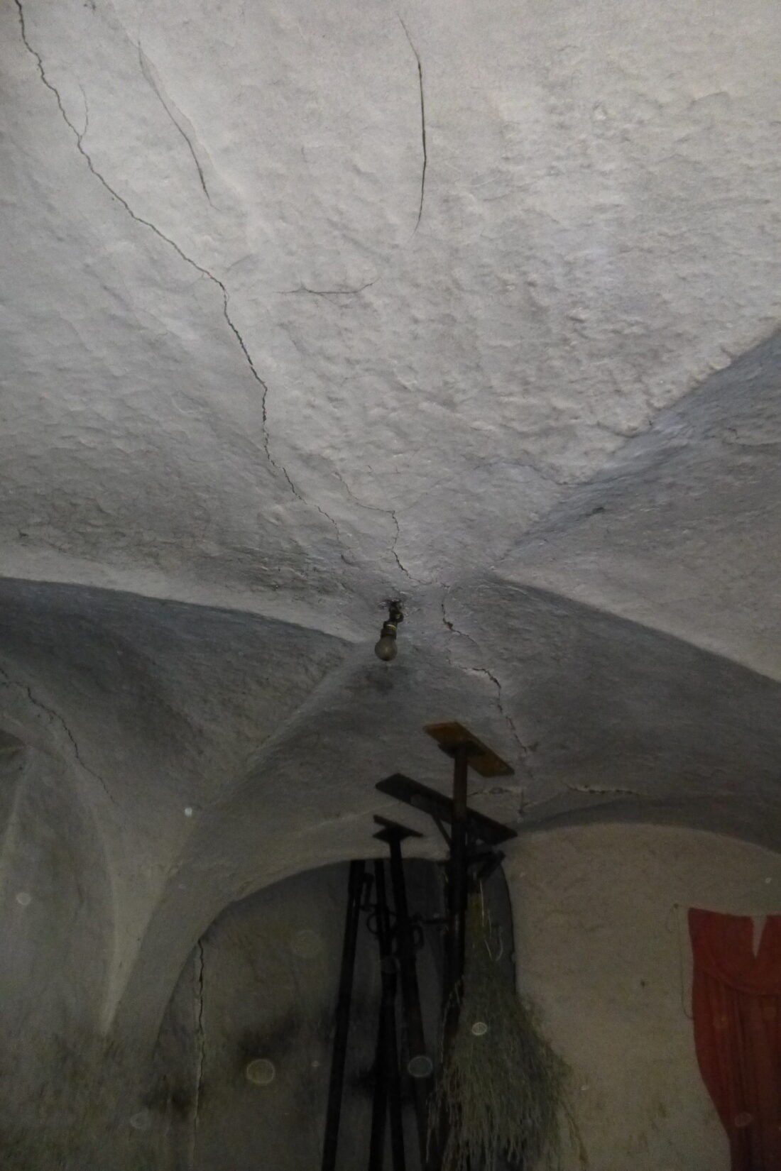 Aichnerhof Albeins Stiftung Steinkeller Förderung historischer Bauernhof